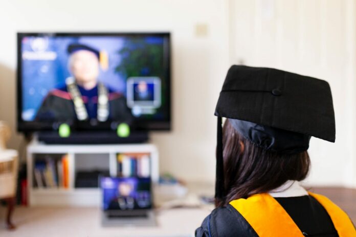 Estudiantes de Comunicación Digital denuncian irregularidades en su plan de estudios