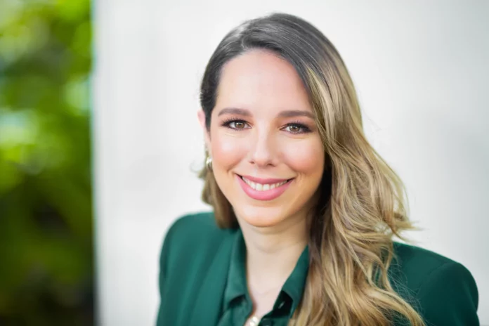 Milagros Marina De Camps presenta querella por difamación contra Ángel Martínez