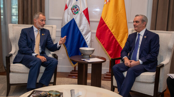Abinader y rey de España participarán en clausura Congreso Mundial de Derecho