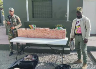 Arrestan dos pasajeras de autobús con contrabando de 20 mil cigarrillos