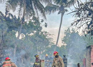 Incendio destruye vivienda en Villa Coral, San Pedro de Macorís