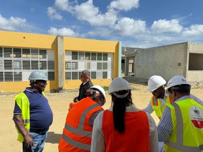 Infraestructura Escolar apertura Oficina de Gestión del Contratista para agilizar procesos de obras en el Plan Aulas 24:7