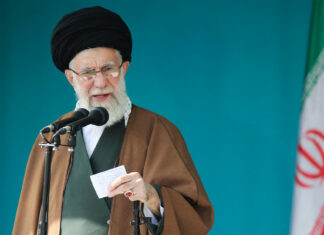 Líder supremo de Irán: ¿por qué es más poderoso que el presidente?