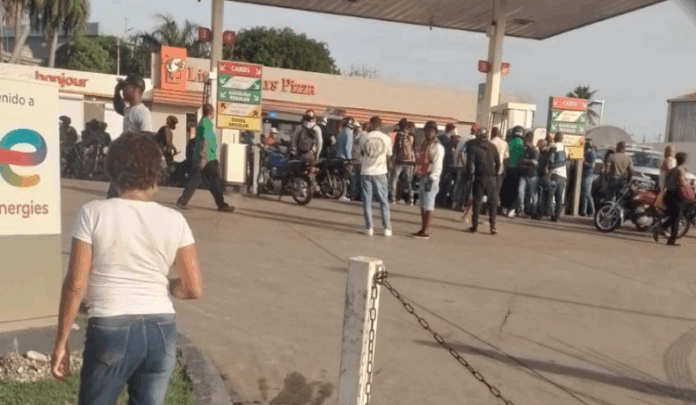 Dos muertos en una estación de combustible de Villa Mella tras discusión por un turno