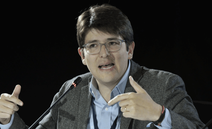 Menor que disparó a Miguel Uribe revela quién lo contrató