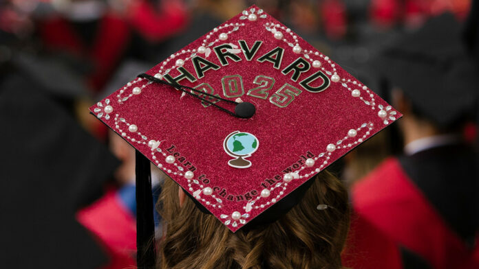 Gobierno de Trump acusa a Harvard de violar los derechos civiles de los judíos