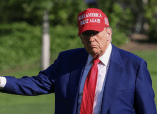 Trump pide no subir los precios del petróleo