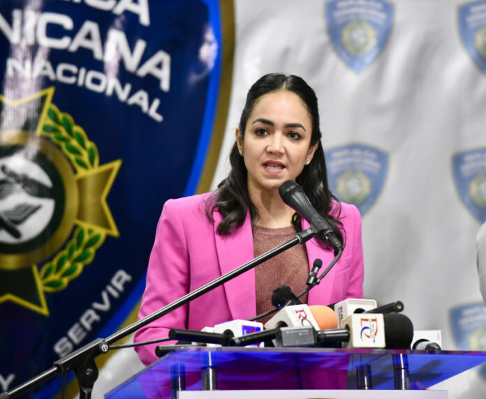 Faride Raful no descarta que miembros del PRM sean parte de estructura de injurias en su contra