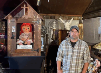 Muere investigador paranormal y custodio de la muñeca Annabelle