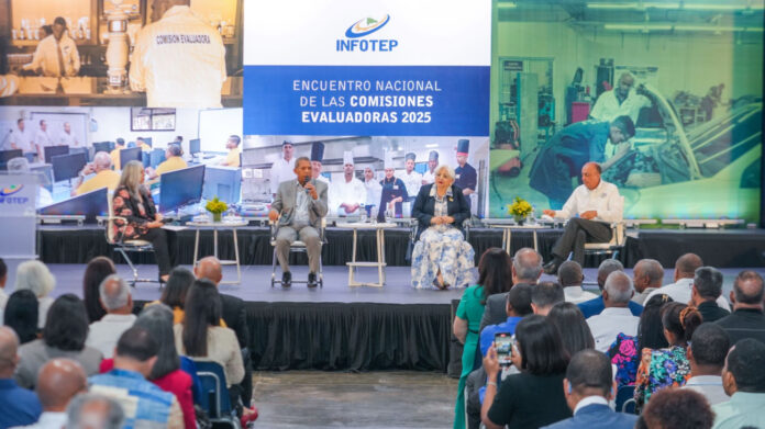 Infotep impulsa reflexión nacional sobre democratización del conocimiento y formación con sentido ético y humano