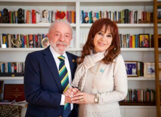 Lula visita a Fernández de Kirchner en su prisión domiciliaria