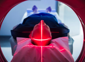 Hombre muere tras ser arrastrado por una máquina de resonancia magnética
