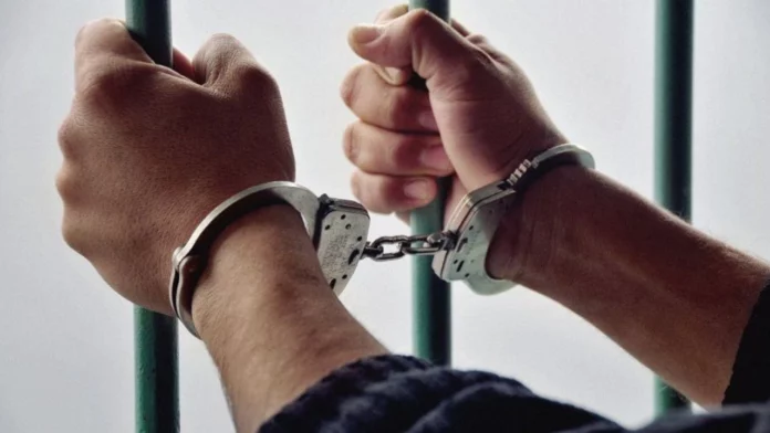 PN arresta hombre acusado de lanzar ácido del diablo a su expareja en Cristo Rey