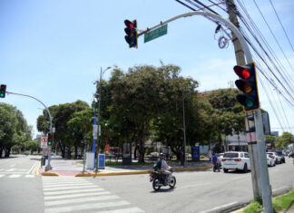 Estado se querella en caso de contrato de semáforos