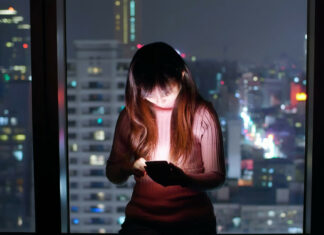 El riesgo oculto para tu salud de las luces nocturnas