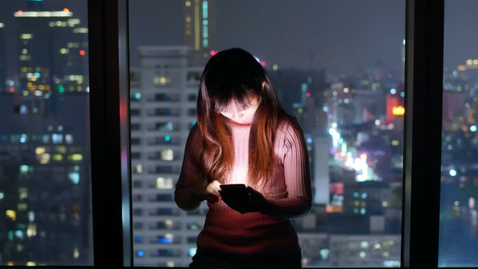 El riesgo oculto para tu salud de las luces nocturnas