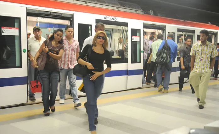 Opret informa que avería en tren provocó retrasos en la Línea 2 del Metro