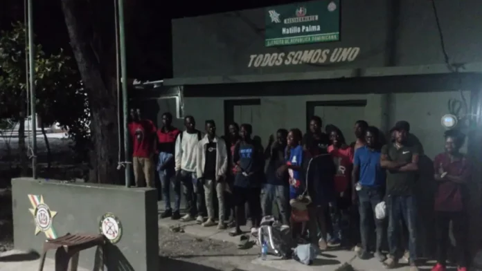 Detienen a 31 haitianos indocumentados durante operativos en Santiago Rodríguez y Montecristi