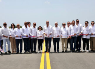 Presidente Abinader inaugura circunvalación de Baní