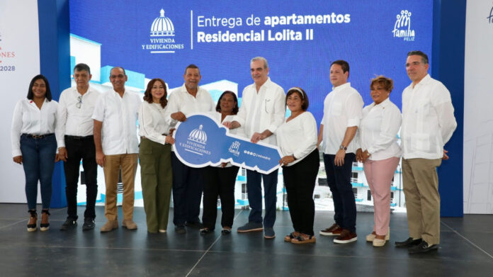 Presidente Abinader encabeza inauguración del Residencial Lolita II en Hato Nuevo