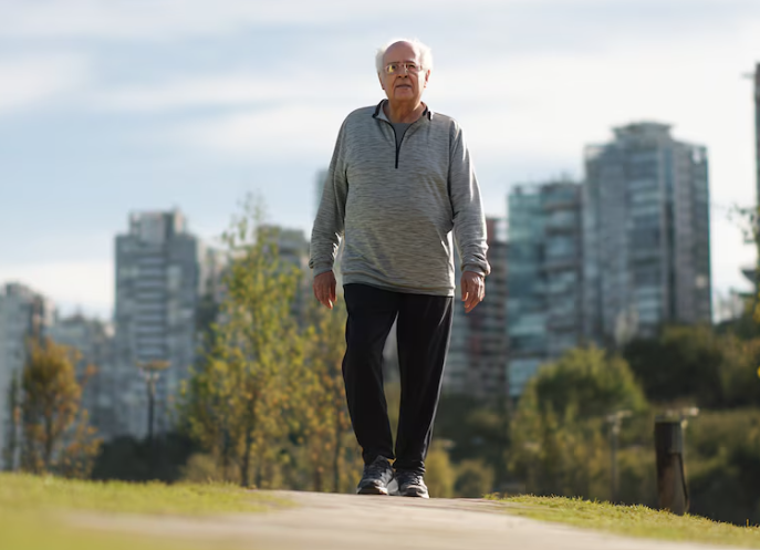 Un simple cambio en la forma de caminar promete ayudar a reducir el dolor de rodilla