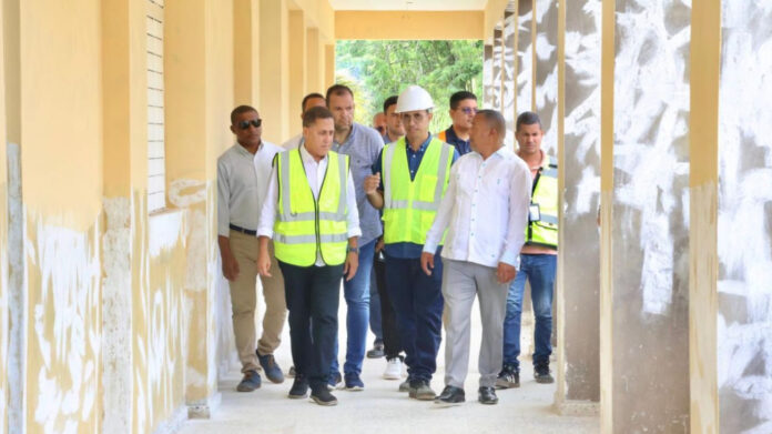 Minerd desarrolla jornada de intervención de centros educativos en las provincias Duarte y Hermanas Mirabal