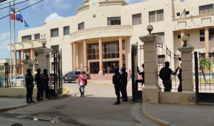Joven denuncia de violación múltiple en Villa González