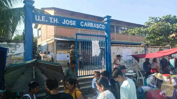 Explosión cerca de un centro de votación en Bolivia