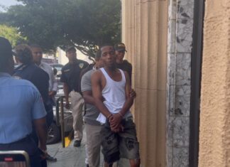 Imponen tres meses de prisión preventiva a hombre acusado de matar a su hijo en Los Guandules