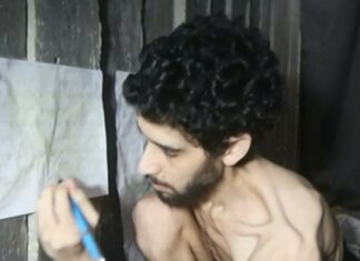 Hamás muestra a un rehén israelí cavando su propia tumba