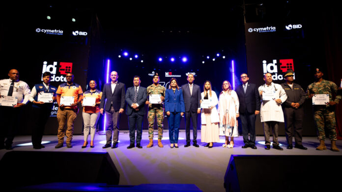 Indotel otorgará 30,000 becas en tecnología
