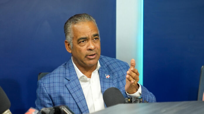 Joel Santos detalla proyectos que aportarán 600 MW al SENI en los próximos seis meses