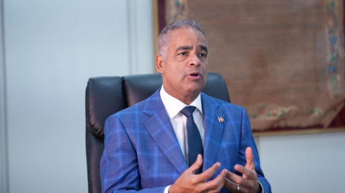 Minería lidera crecimiento económico de julio con alza de 21 %, según ministro Joel Santos