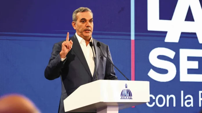 Abinader ofrece pagar viaje de Leonel Fernández a la FAO para debatir cifras de alimentación