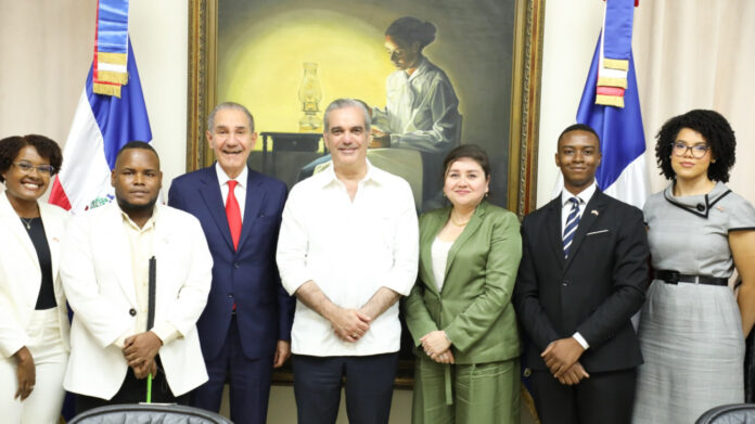 Mescyt promueve la diplomacia científica en taller internacional efectuado en Brasil