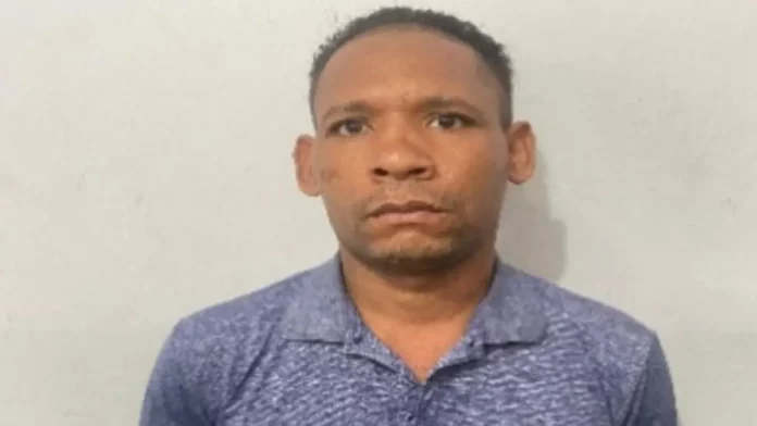Policía apresa a hombre acusado de matar a otro por viejas rencillas en Peralvillo