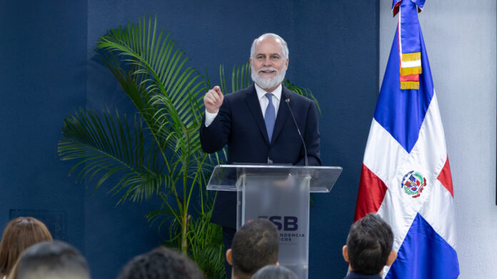 Superintendente de Bancos resalta fortaleza de la supervisión bancaria