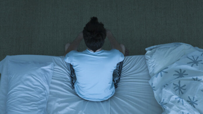 No duerme desde hace dos años debido a un raro e indescifrable trastorno