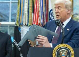 Trump amenaza a Irán con nuevos ataques
