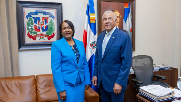 Xiomara Guante es juramentada como viceministra del Mapre