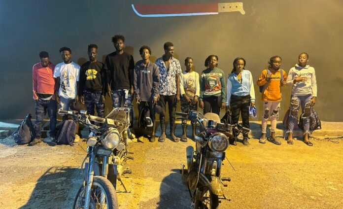 Ejército detienen 30 haitianos en situación migratoria irregular