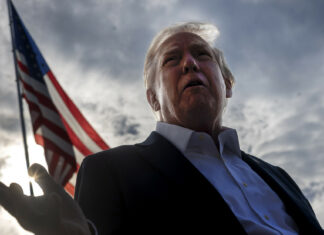 Trump impondrá un arancel del 100 % a todas las películas producidas fuera de EE.UU.