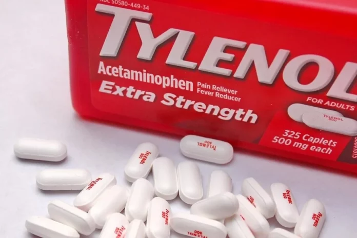 Gobierno de Trump se dispone a vincular el Tylenol con el riesgo de autismo
