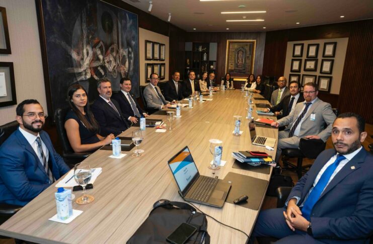 Ejecutivos de Banreservas reciben delegación del FMI