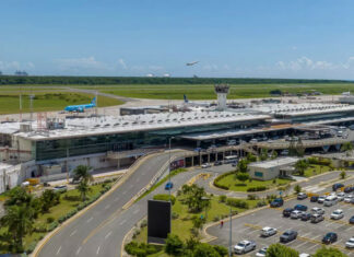 Fallo eléctrico afecta operaciones del Aeropuerto de Las Américas