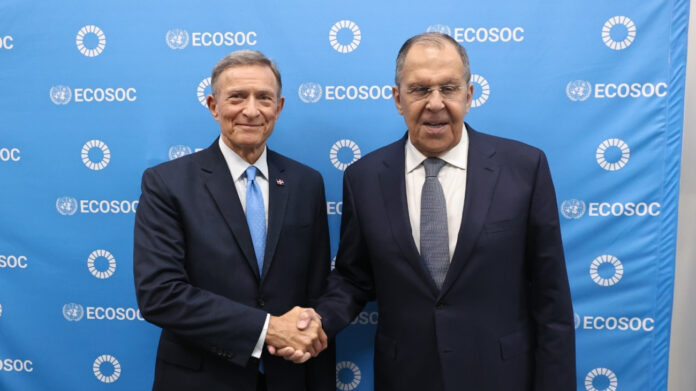Roberto Álvarez sostiene reunión con su homólogo de Rusia, Sergey Lavrov