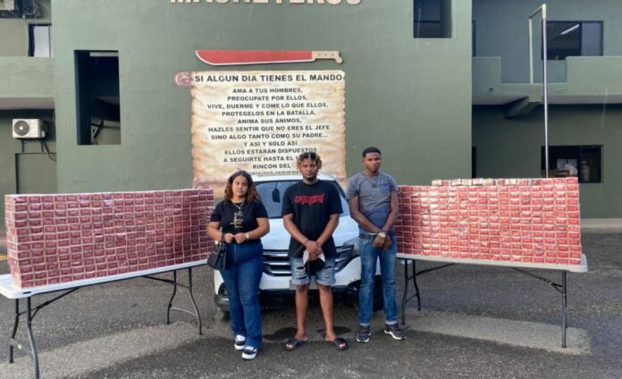Ejército frustra contrabando de 91 mil cigarrillos y apresa a tres personas en Mao