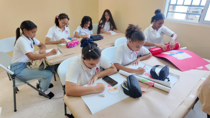 Cultura y Bellas Artes ponen en funcionamiento nueva escuela de Puerto Plata