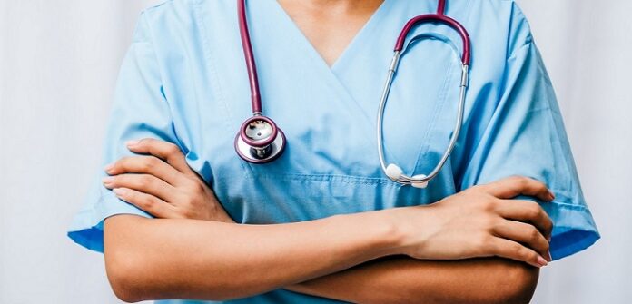 dArrestan a cuatro doctoras y una alcaldesa pedánea por registro ilegal de defunciones