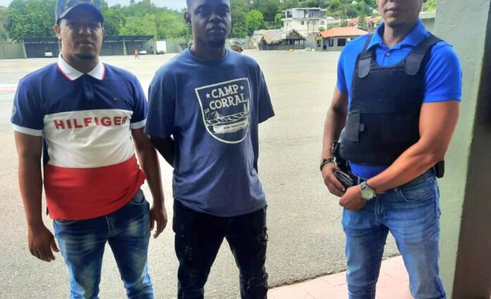 Apresan hombre acusado de traficar con haitianos indocumentados en Mao
